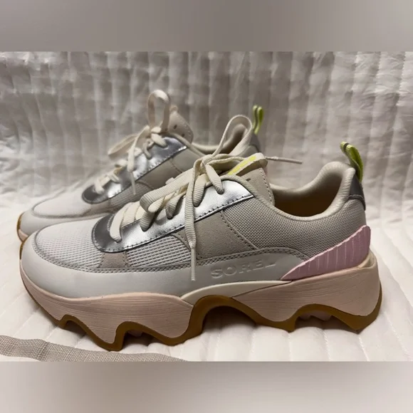 NEW•SOREL KINETIC IMPACT II WONDER LACE WOMEN'S SNEAKER size 9 - Picture 2 of 11